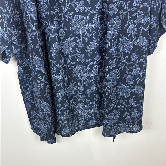Tahari Blue Robe with Elegant Floral Print Size Large/XLarge - Picture 11 of 11